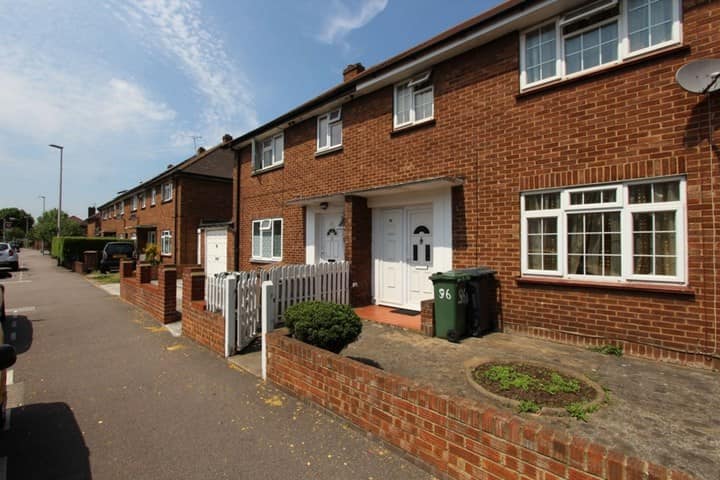 2 bedroom terraced house to rent